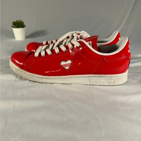 Adidas Stan Smith Valentines Day Red Patent Leather Shoes Size 10 - Picture 3 of 8